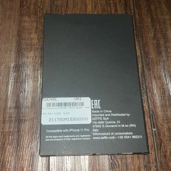 iPhone 11 Pro case - Picture 2 of 2